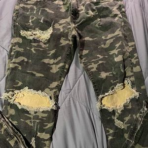 Decibel Camo Pants/ Jeans size 36/32